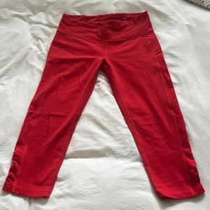 Athleta red/orange 20” inseam capri